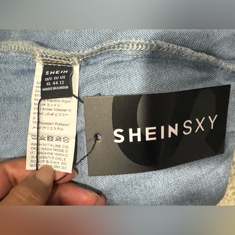 SHEIN Blue Sleeveless Buttoned Sundress - Picture 5 of 5